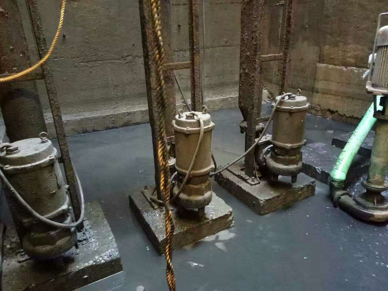 灵石污水池清理