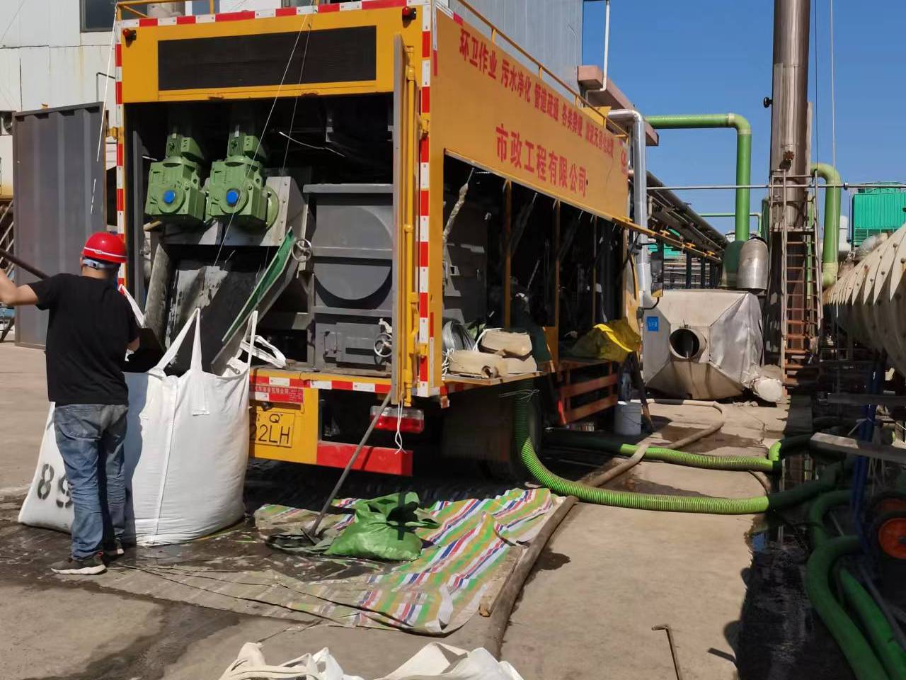 灵石淤泥压干处理